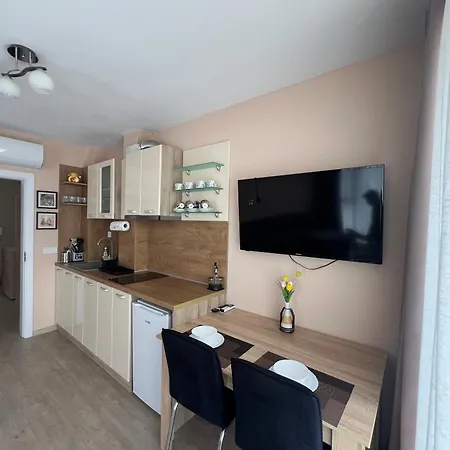 Apartament Ema - Summer Oasis *